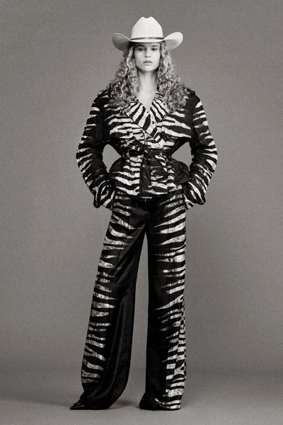 Look 9